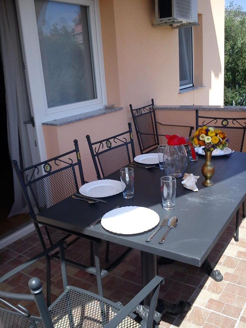 Vinišće Apartments Antonija - Fitness מראה חיצוני תמונה